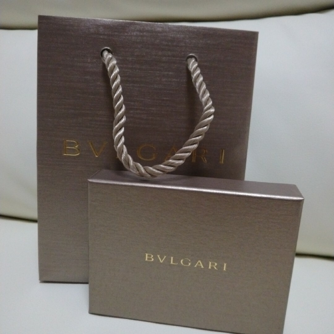 BVLGARI(ブルガリ)のブルガリ キーケース 新品未使用＋YSLカードケース＋ヴィヴィアン ネックレス レディースのファッション小物(キーケース)の商品写真