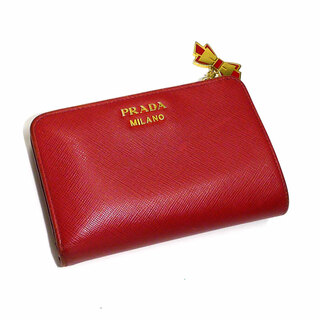 プラダ(PRADA)のPRADA リボンチャーム 二つ折り コンパクト財布 レザー レッド(財布)