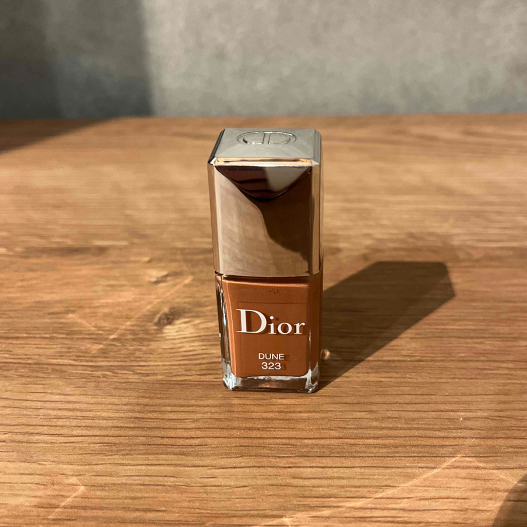 Dior(ディオール)のDior VERNIS（ディオール ヴェルニ）ネイル エナメル コスメ/美容のネイル(マニキュア)の商品写真