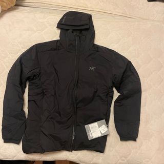 アークテリクス(ARC'TERYX)のARC’TERYX/AtomHeavyweightHoody M/Black/L(ナイロンジャケット)