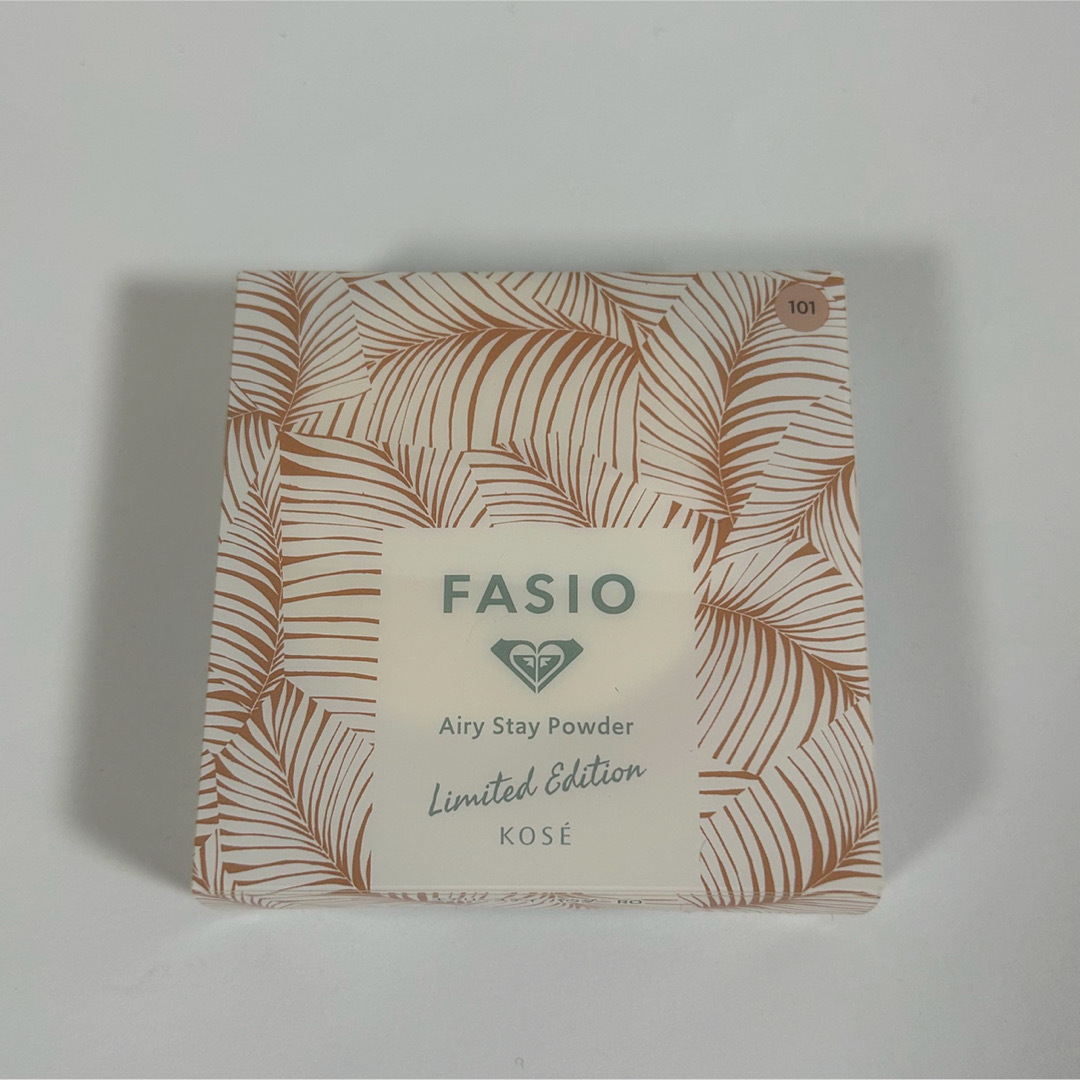 Fasio(ファシオ)のファシオ　エアリーステイ パウダー ケース、パフ コスメ/美容のベースメイク/化粧品(フェイスパウダー)の商品写真