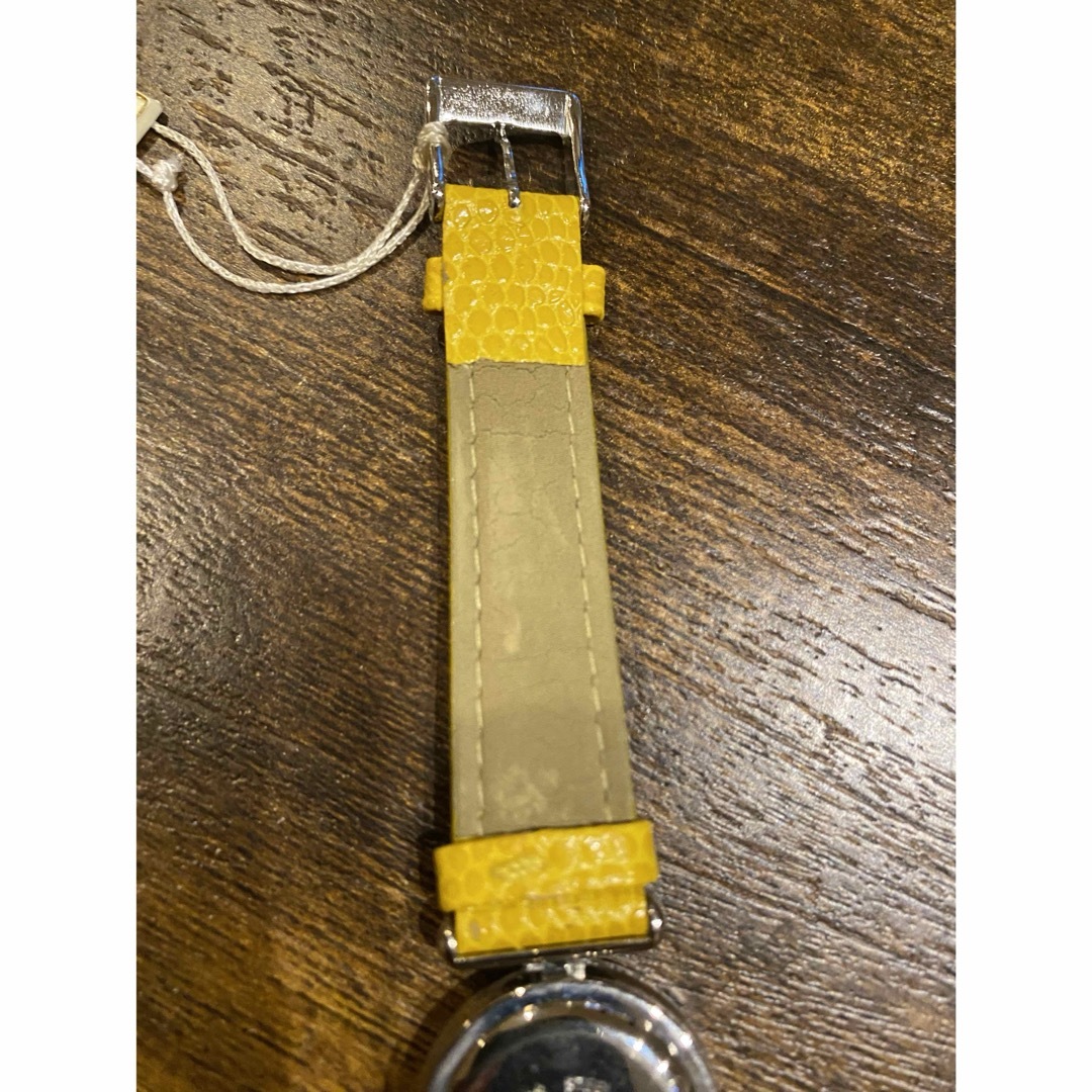 ベネチアングラス　腕時計　クロコダイル柄　黄色　新品　イタリア製　ミルフォリオ レディースのファッション小物(腕時計)の商品写真