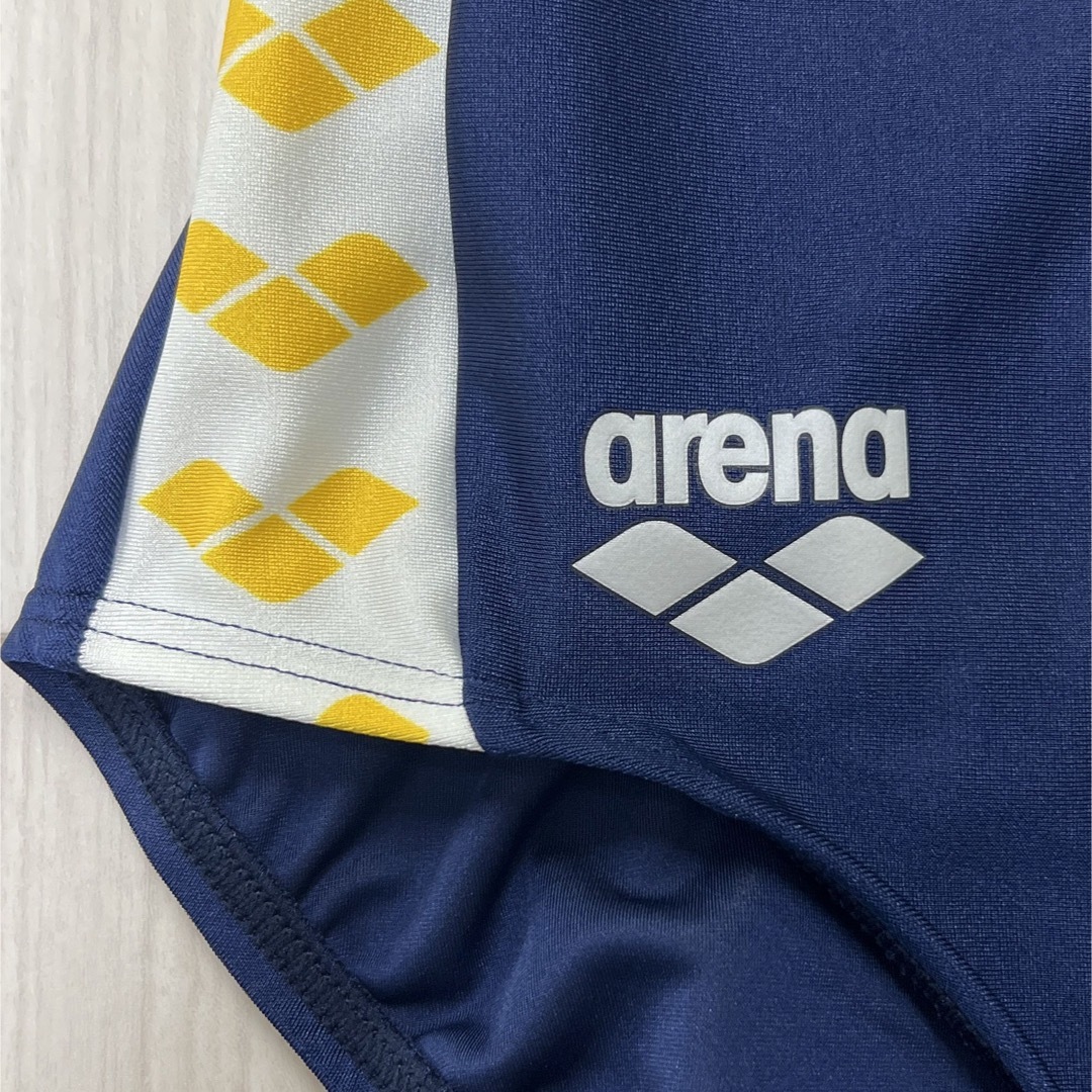 arena(アリーナ)のarena　アリーナ　女性用水着　ネイビー×イエロー　Lサイズ　新品 レディースの水着/浴衣(水着)の商品写真