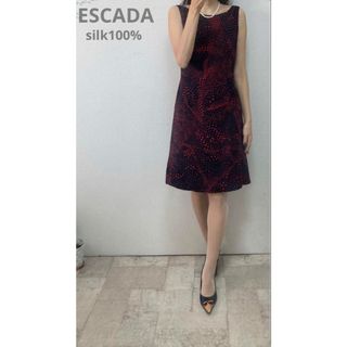 ESCADA - エスカーダ タグ付 ワンピース リボンモチーフ Vネック