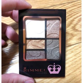 リンメル(RIMMEL)の★新品！！リンメルのアイシャドウ★(アイシャドウ)