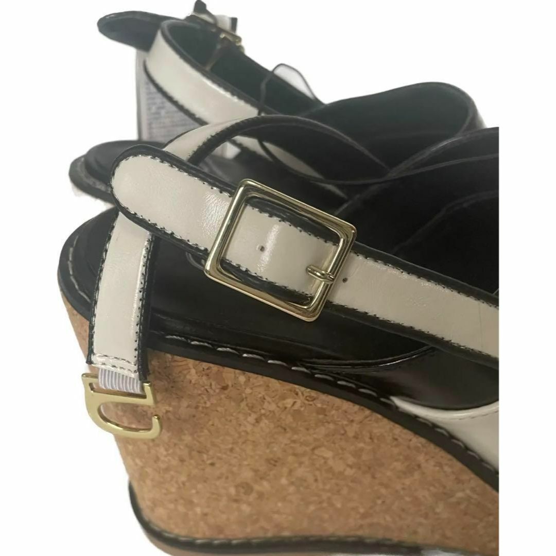 UNDERCOVER(アンダーカバー)のGU×UNDERCOVER  コラボ　ウェッジサンダル 白　Lサイズ　完売品 レディースの靴/シューズ(サンダル)の商品写真