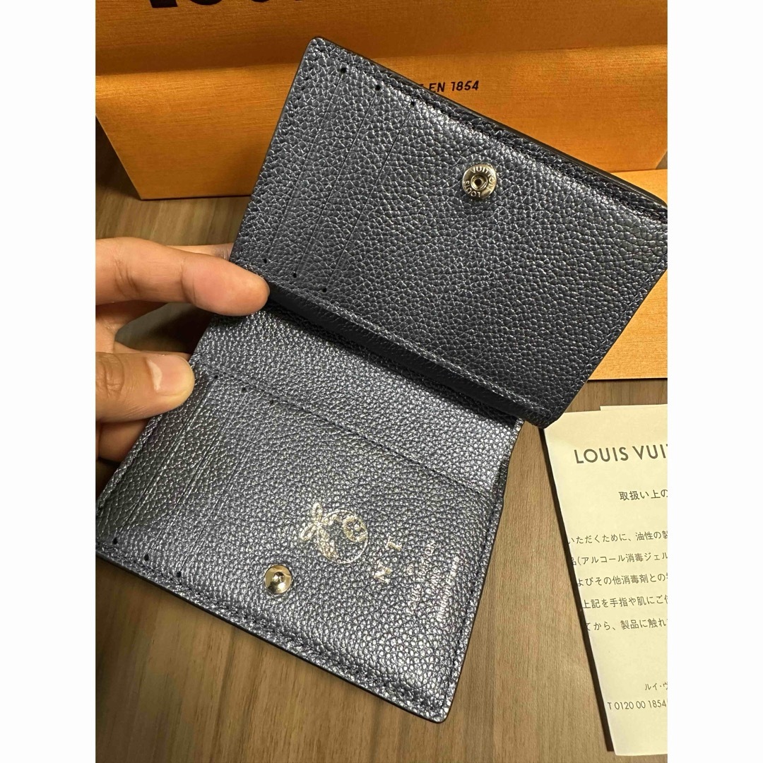 LOUIS VUITTON(ルイヴィトン)のLOUIS VUITTON ２つ折り財布　ポルトフォイユ•クレア レディースのファッション小物(財布)の商品写真