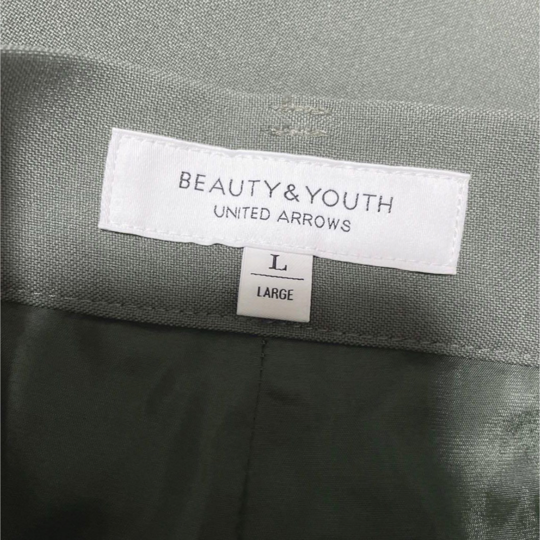 BEAUTY&YOUTH UNITED ARROWS(ビューティアンドユースユナイテッドアローズ)のビューティー＆ユース センタープレステーパードパンツ レディースのパンツ(カジュアルパンツ)の商品写真