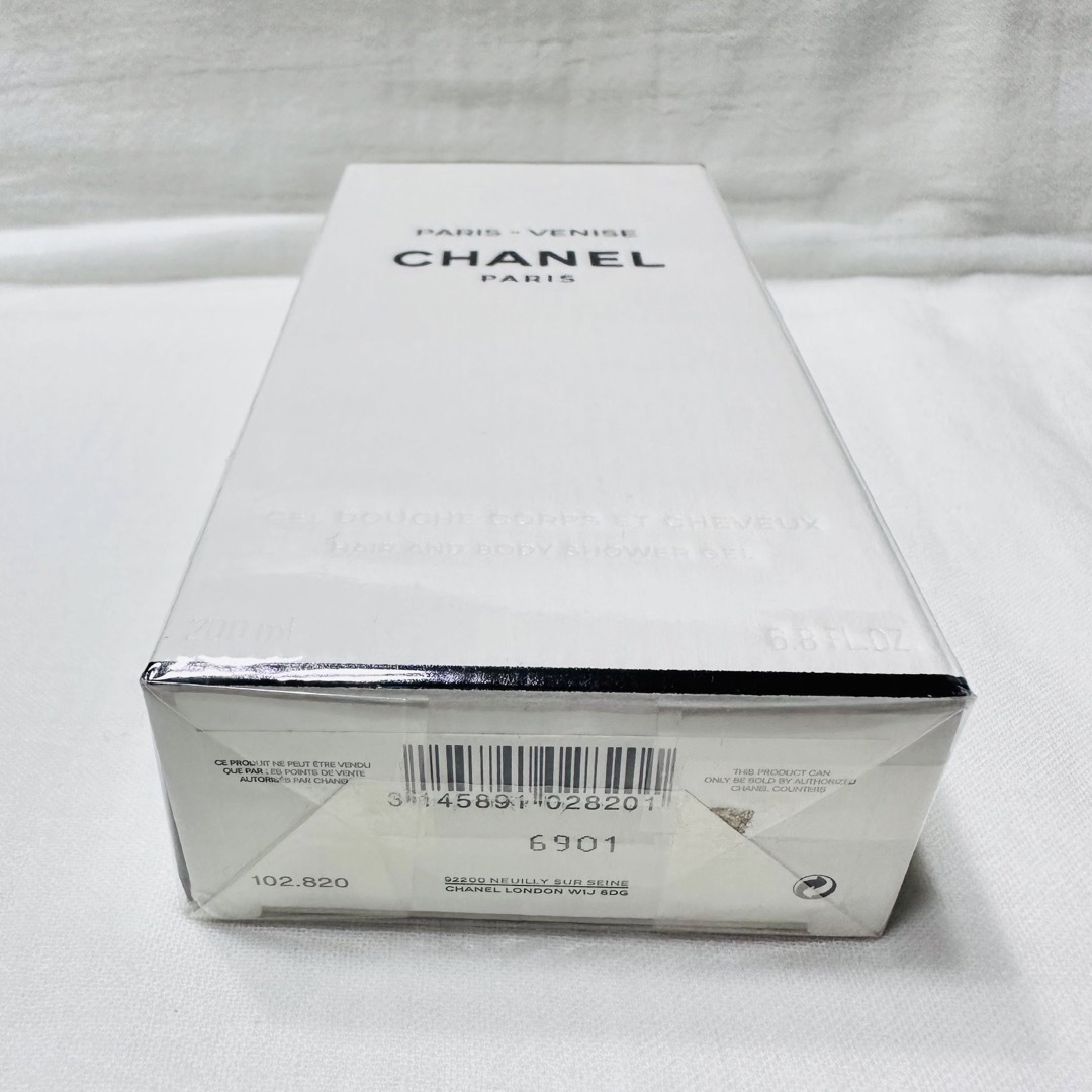 CHANEL(シャネル)のCHANEL シャネル パリヴェニス シャワージェル シャンプー 新品未使用♪ コスメ/美容のボディケア(ボディソープ/石鹸)の商品写真