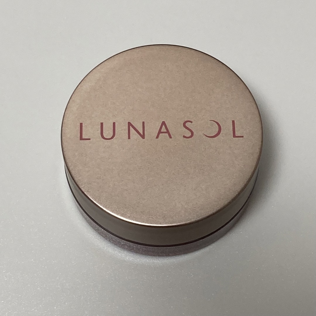 LUNASOL(ルナソル)の【未使用】ルナソル シマーカラーアイズ EX07 コスメ/美容のベースメイク/化粧品(アイシャドウ)の商品写真