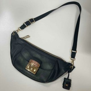 FURLA(ボディバッグ/ウエストポーチ)のフリマアイテム一覧 FURLA(ボディバッグ/ウエストポーチ)のフリマアイテム一覧