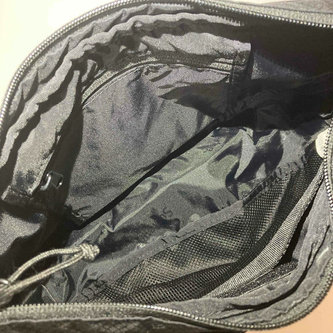 Supreme - 22SS Supreme Small Messenger Bag 【Black】の通販 Supreme - 22SS Supreme Small Messenger Bag 【Black】の通販