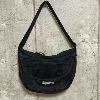 シュプリーム(Supreme)の22SS　Supreme Small Messenger Bag 【Black】(メッセンジャーバッグ)