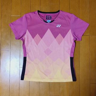 ヨネックス(YONEX)のTシャツ(ユニフォーム)♡M(バドミントン)