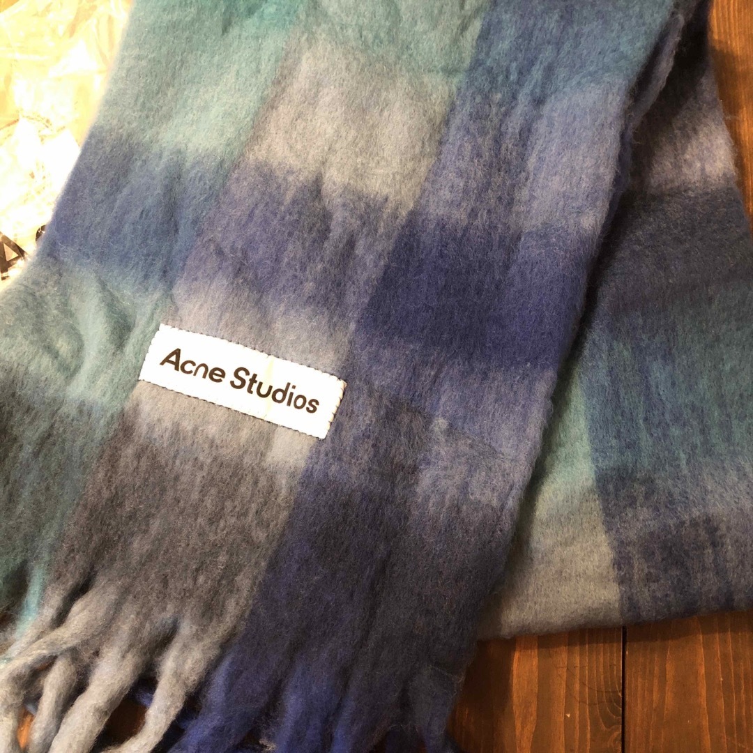 Acne Studios(アクネストゥディオズ)のacne studiosアクネマフラーショール レディースのファッション小物(マフラー/ショール)の商品写真