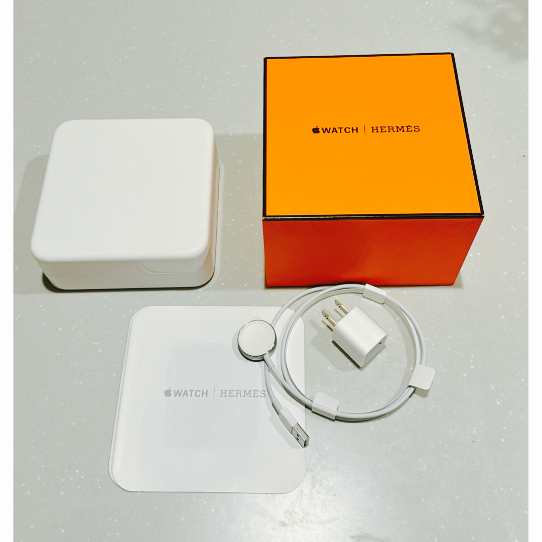 Apple Watch(アップルウォッチ)のHERMES Apple Watch series2 純正バンド付き メンズの時計(ラバーベルト)の商品写真