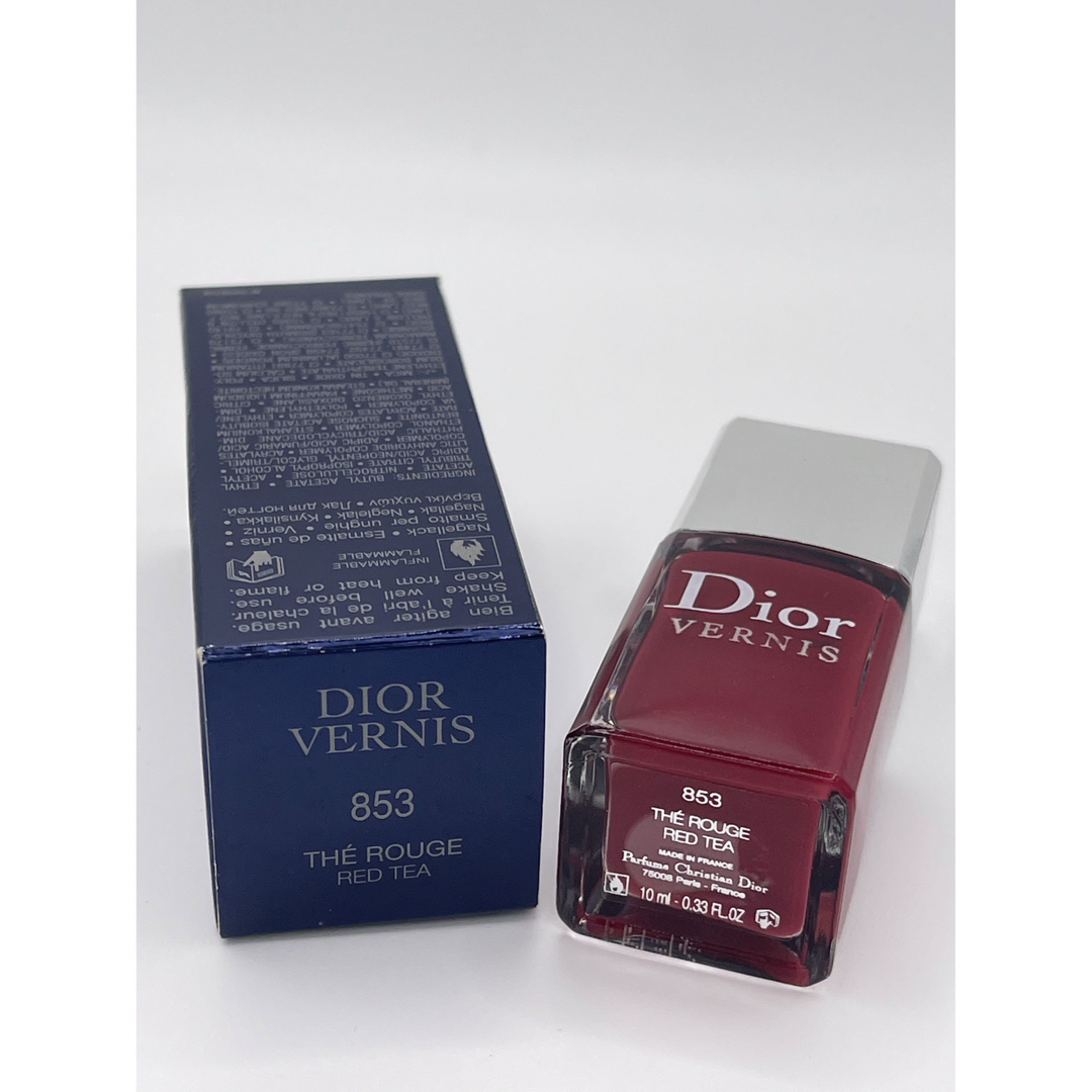 Christian Dior(クリスチャンディオール)のディオールヴェルニー　853 THE ROUGE RED TEA コスメ/美容のネイル(マニキュア)の商品写真