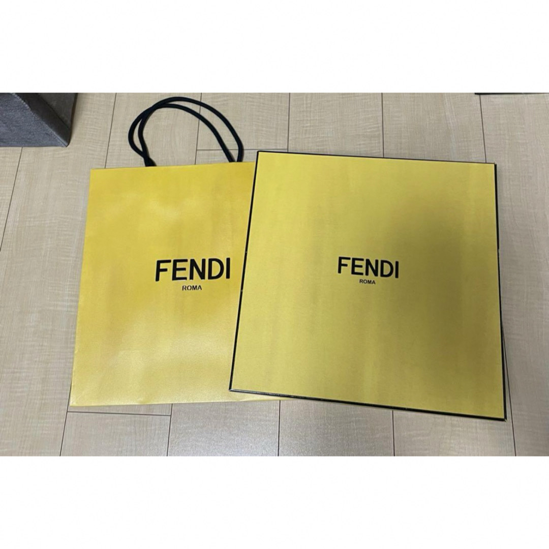 FENDI(フェンディ)のFENDI アンクルブーツ ブラック レディースの靴/シューズ(ブーツ)の商品写真