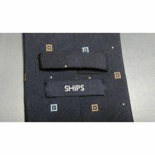 シップス(SHIPS)のSHIPS　ネクタイ　小紋柄　ネイビー　未着用　(ネクタイ)