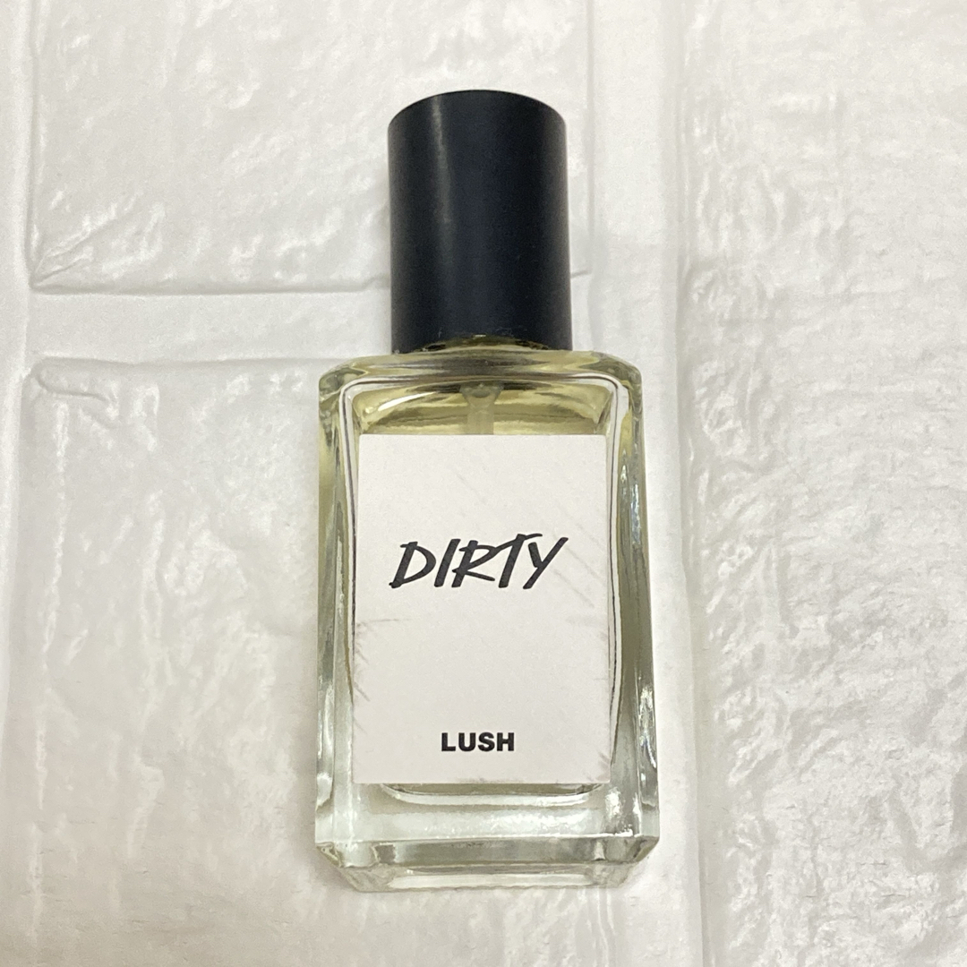 LUSH(ラッシュ)のラッシュ ダーティ パフューム 30ml LUSH DIRTY 香水  コスメ/美容の香水(ユニセックス)の商品写真