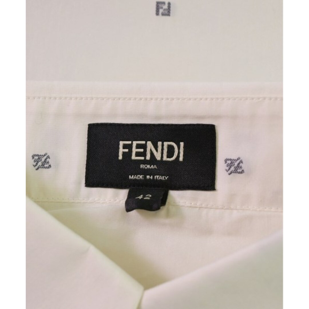 FENDI(フェンディ)のFENDI フェンディ カジュアルシャツ 42(XXL位) 白xグレー(総柄) 【古着】【中古】 メンズのトップス(シャツ)の商品写真