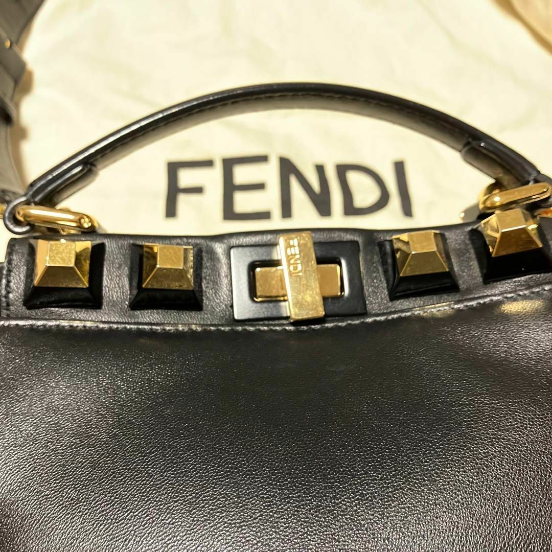 FENDI - フェンディ ミニピーカブー ゴールドエディション 2WAY FENDI - フェンディ ミニピーカブー ゴールドエディション 2WAY