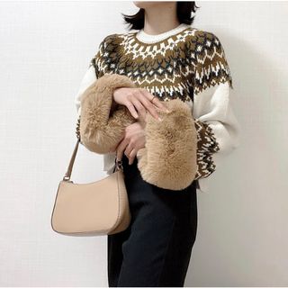 ザラ(ZARA)の‼️早い者勝ち‼️zara フェイクファージャカードセーター(ニット/セーター)