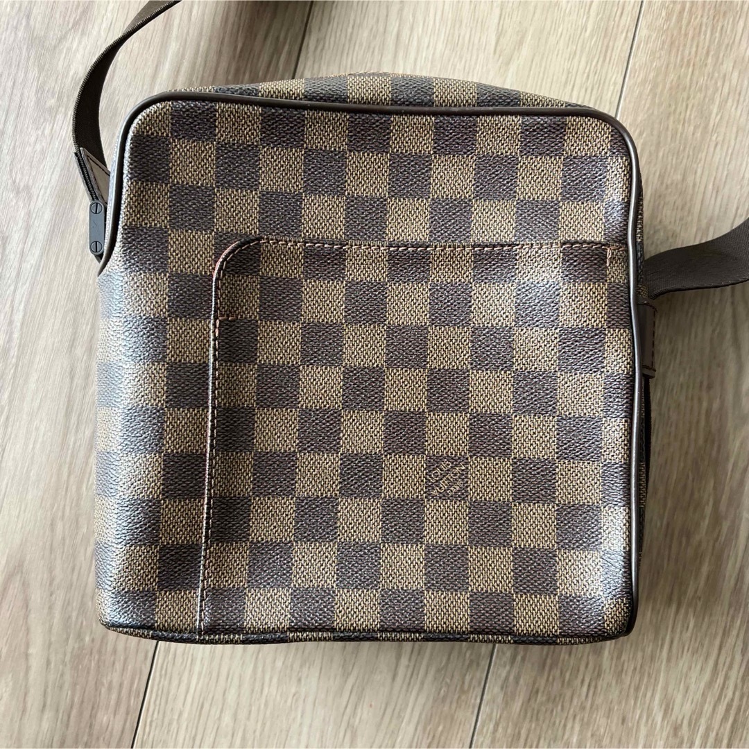 LOUIS VUITTON(ルイヴィトン)のお値下げ★ LOUIS VUITTON ショルダー　バッグ　ヴィトン　男女兼用　 レディースのバッグ(ショルダーバッグ)の商品写真