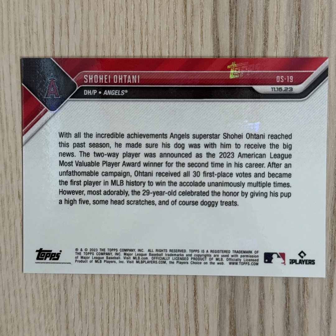 Topps(トップス)の大谷翔平 MVP記念カード　デコピン スポーツ/アウトドアの野球(記念品/関連グッズ)の商品写真