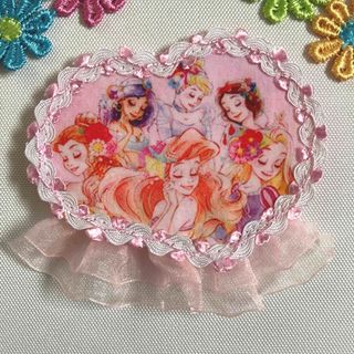 ディズニー(Disney)のプリンセス　ハートフリルワッペン❣️(その他)