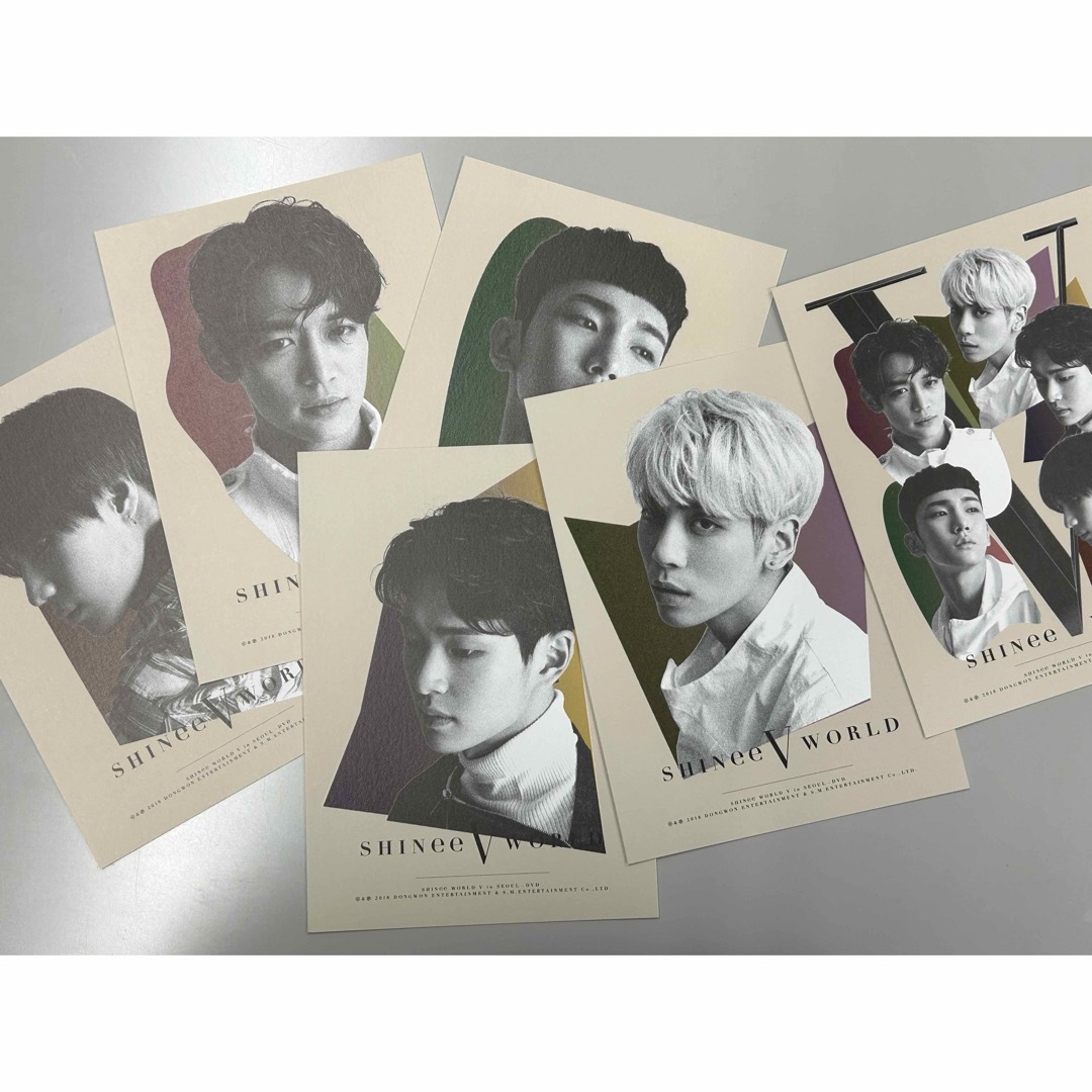 SHINee  SHINee WORLD Ｖ　DVD エンタメ/ホビーのCD(K-POP/アジア)の商品写真