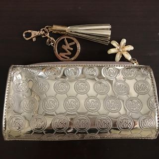 マイケルコース(Michael Kors)のマイケルコース ポーチとタッセルチャーム(ポーチ)