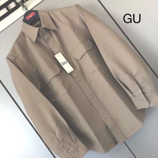 ジーユー(GU)の☆タグ付き新品未使用　GU オーバーサイズCPO長袖シャツ　ベージュ　S☆(シャツ)