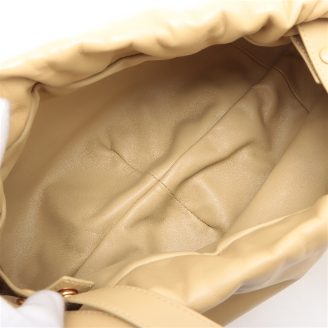 Bottega Veneta(ボッテガヴェネタ)のボッテガヴェネタ ミディアム ザ バルブ レザー  ベージュ レディース レディースのバッグ(ハンドバッグ)の商品写真