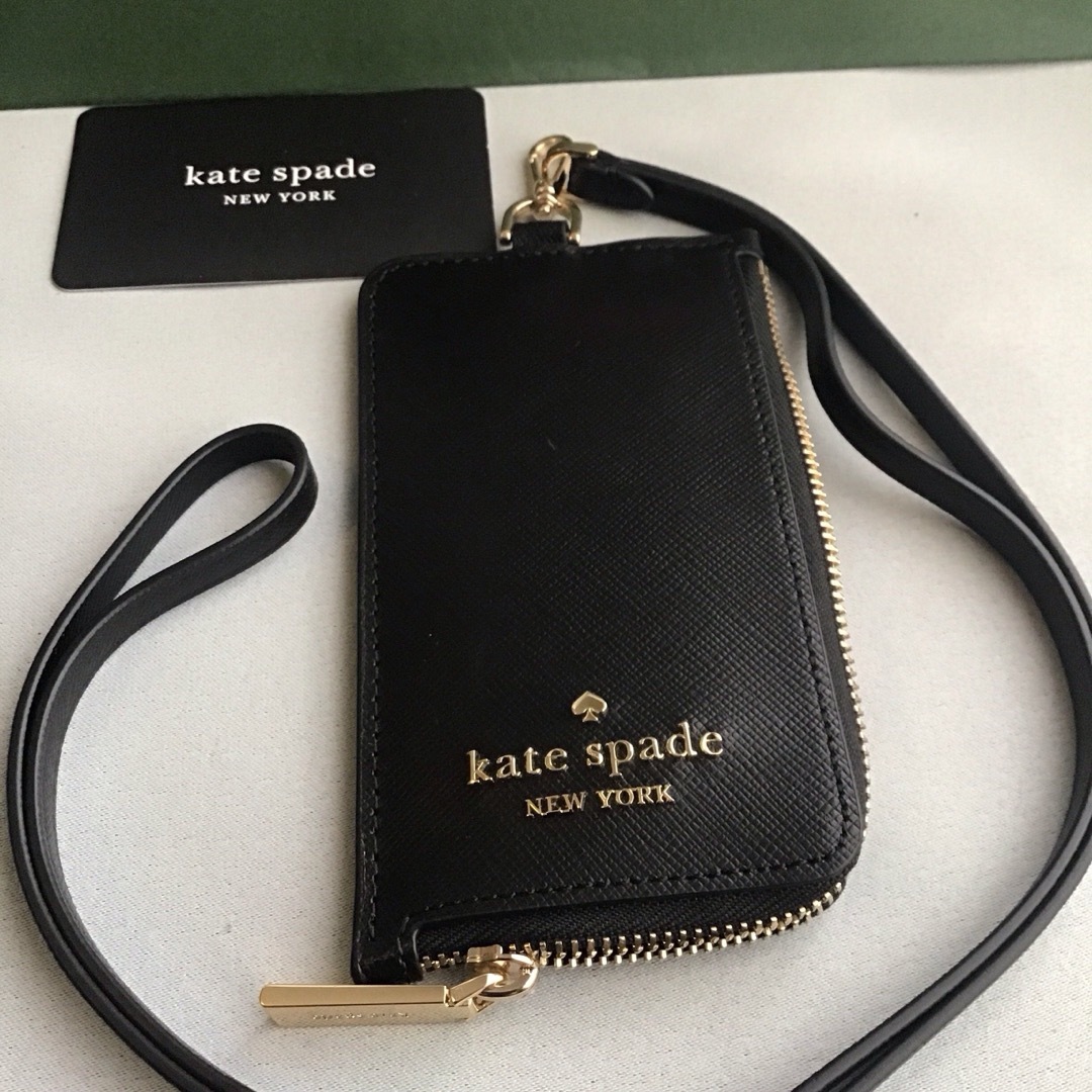 kate spade new york(ケイトスペードニューヨーク)の新品Kate spade 本革ネックストラップパスケース コインケース メンズのファッション小物(コインケース/小銭入れ)の商品写真