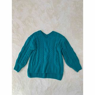 アズールバイマウジー(AZUL by moussy)のAZUL Vネックニットトップス(ニット/セーター)