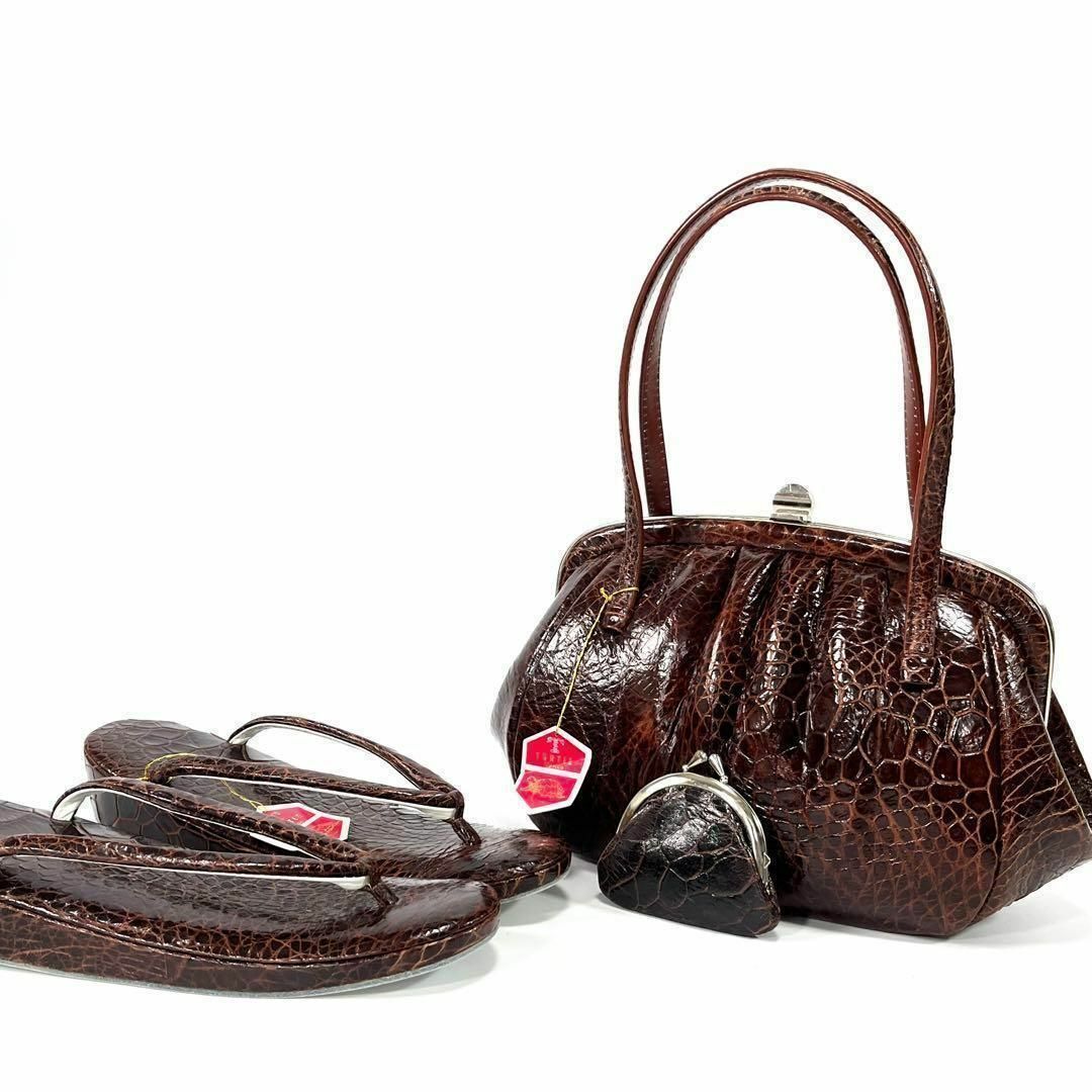 【新品】亀革　タートルレザー　ハンドバッグ　がま口　ブラウン　エキゾチック　和装赤味のあるブラウン付属品