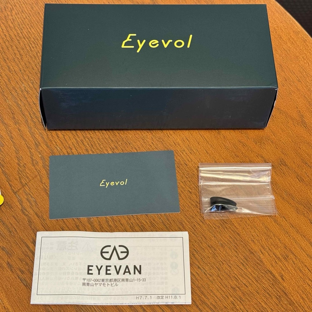 Eyevol(アイヴォル)のEyevol WINZELER 新品未使用 メンズのファッション小物(サングラス/メガネ)の商品写真