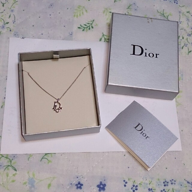 Dior(ディオール)のDiorのネックレス♬♡*゜ レディースのアクセサリー(ネックレス)の商品写真