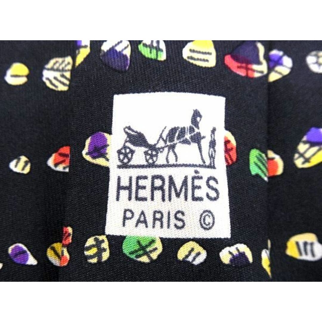 Hermes(エルメス)のHERMES エルメス シルク100% 総柄 ネクタイ メンズ ブラック系 DD2727 メンズのファッション小物(ネクタイ)の商品写真