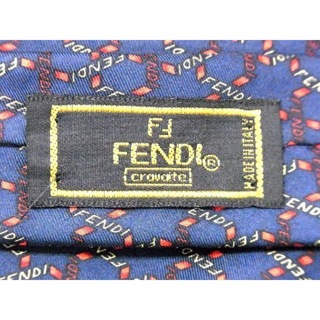 FENDI(フェンディ)の■美品■ FENDI フェンディ シルク100% 総柄 ネクタイ ビジネス 紳士 メンズ ネイビー系×レッド系 DD4942 メンズのファッション小物(ネクタイ)の商品写真