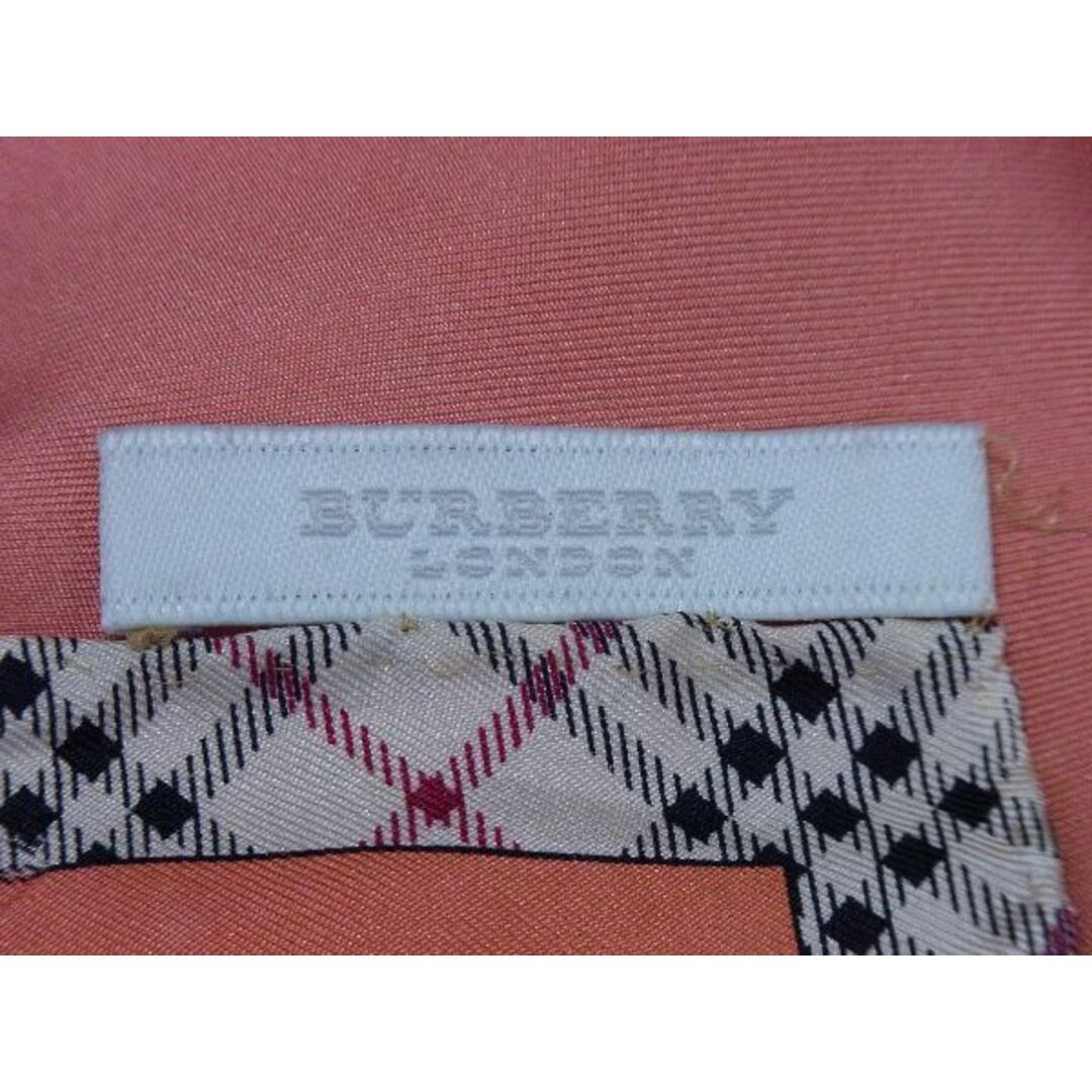 BURBERRY(バーバリー)のBURBERRY バーバリー スカーフ チェック柄 ハンカチ ハンカチーフ レディース ピンク系 DD3374 レディースのファッション小物(その他)の商品写真