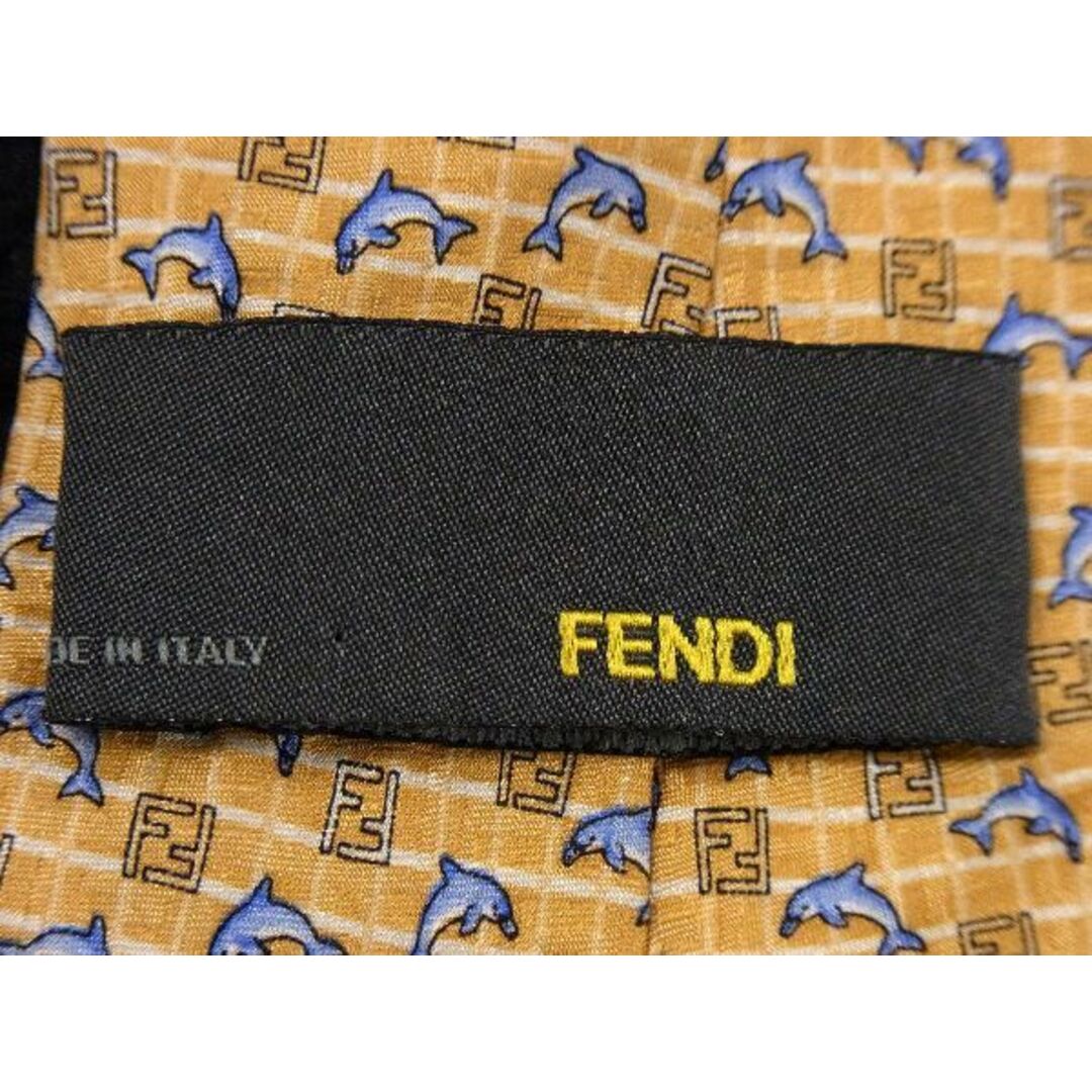 FENDI(フェンディ)の■美品■ FENDI フェンディ ズッカ柄 シルク100% イルカ柄 ネクタイ ビジネス 紳士 メンズ ライトオレンジ系 DD4571 メンズのファッション小物(ネクタイ)の商品写真