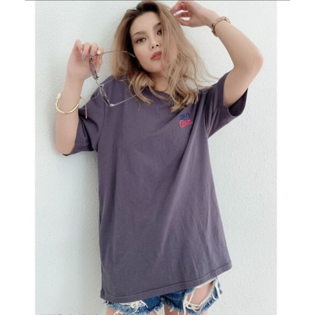 GYDA(ジェイダ)のGYDA Tシャツ コカコーラ レディースのトップス(Tシャツ(半袖/袖なし))の商品写真