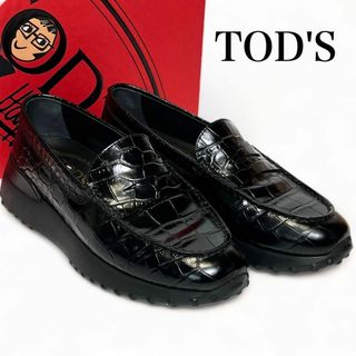 トッズ(TOD'S)の【新品同様】トッズ　アルベールエルバス　クロコダイル　パンプス　革靴　黒(ローファー/革靴)