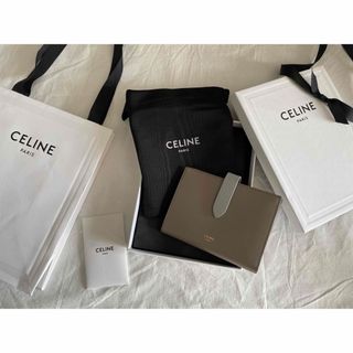 セリーヌ(celine)のセリーヌ ミディアム ストラップ ウォレット CELINE  ペブル ミネラル(財布)