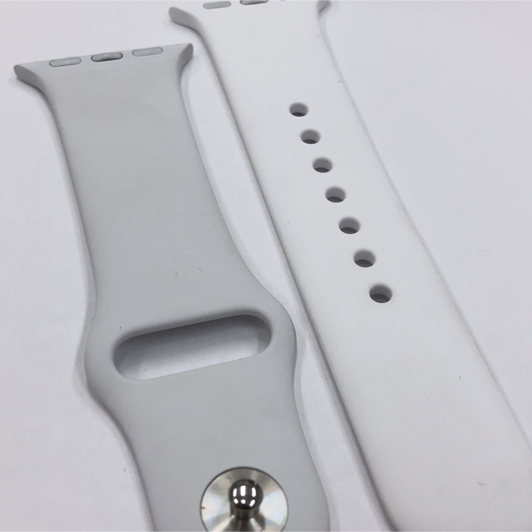 Apple Watch(アップルウォッチ)のアップルウォッチ 白 40/41mmバンド Apple純正 スポーツタイプ スマホ/家電/カメラのスマートフォン/携帯電話(その他)の商品写真