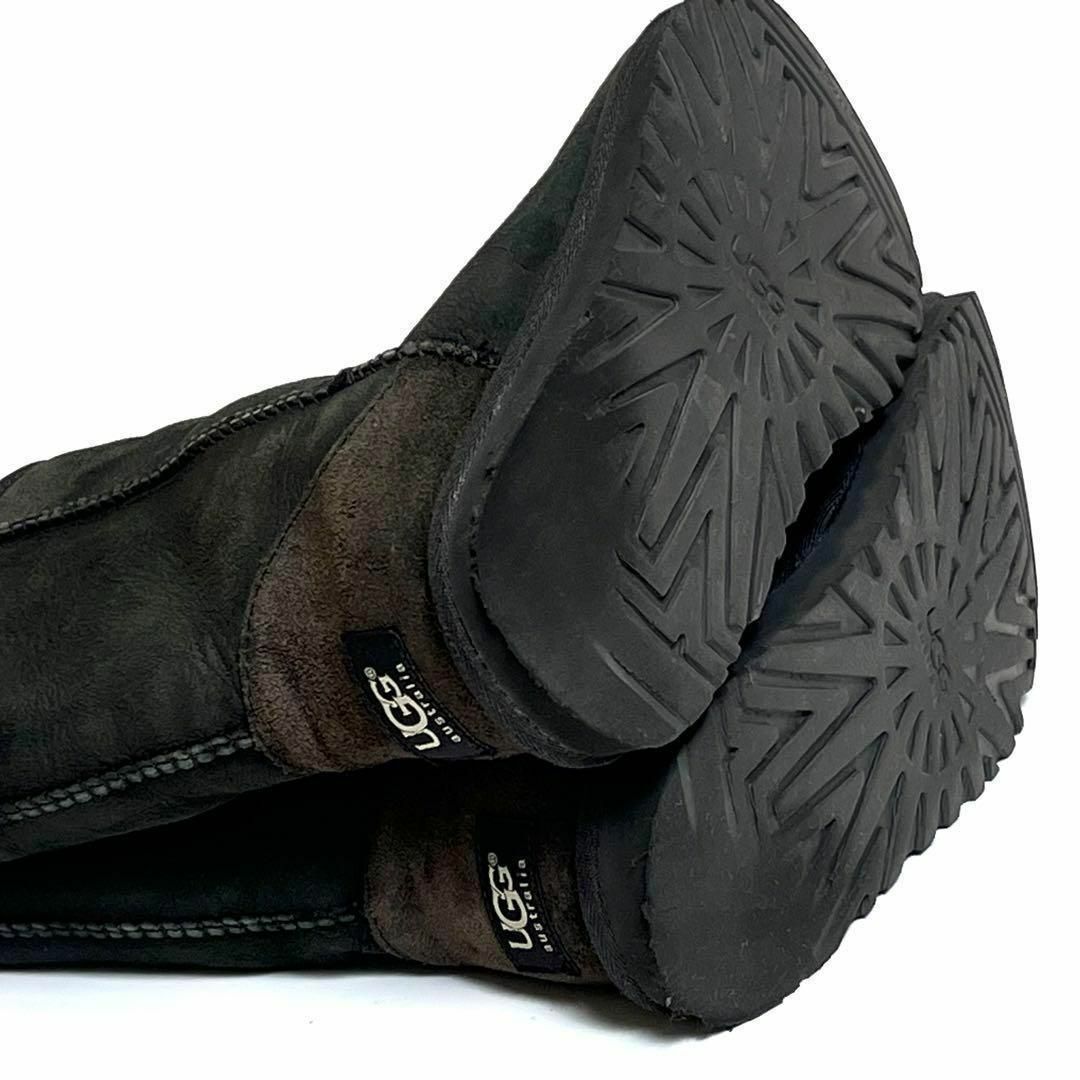 UGG(アグ)の【美品】アグ　ムートンブーツ　黒　ブラック　レザー　ボア　革靴 レディースの靴/シューズ(ブーツ)の商品写真