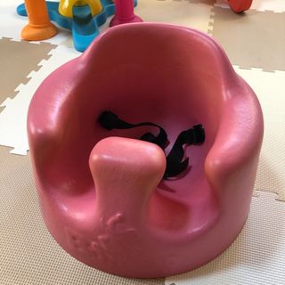 バンボ(Bumbo)のバンボ　ベルト付き(収納/チェスト)