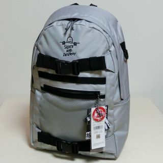 スラッシャー(THRASHER)のスラッシャー 撥水リュック　アイスグレー/黒 28L THR-239　p8235(バッグパック/リュック)